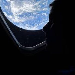 DE LA LUNE À LA TERRE : LANCEMENT DE LA CAMPAGNE WOMEN eLIFE SUR ULULE